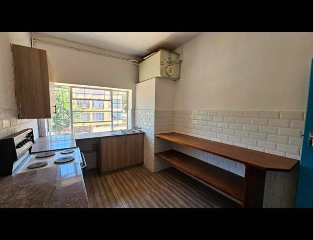 2 BEDROOM APARTMENT FOR SALE IN BELLEVUE